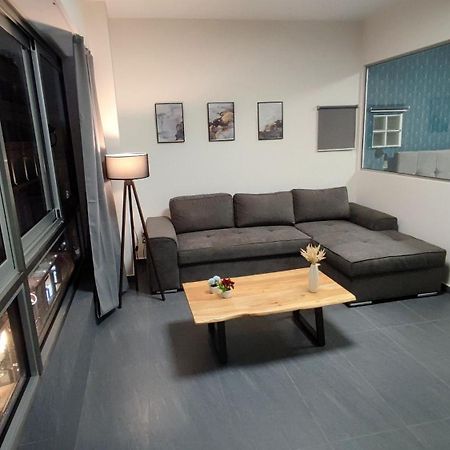 Ermou Downtown Suites By Athens Urban Retreat Экстерьер фото